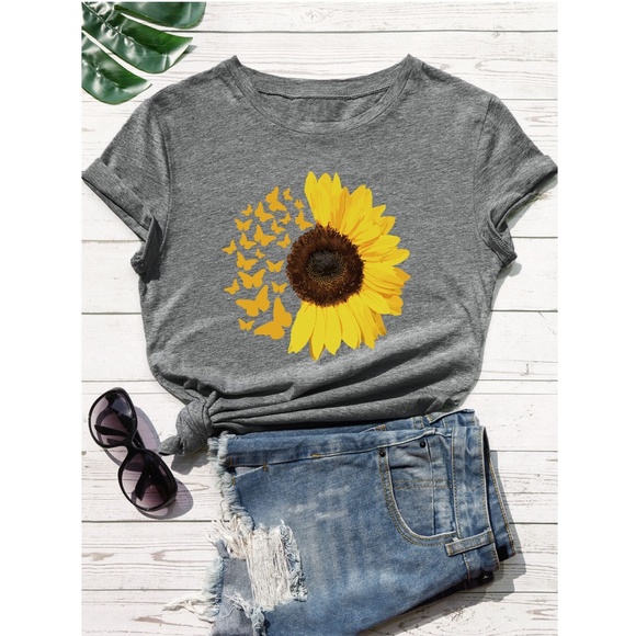 Sunflower Print White Tee Shirt - Picture 10 of 11